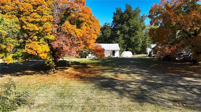 19115 N MO-45 Highway, Weston, MO 64098