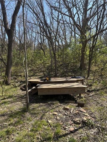 19115 N MO-45 Highway, Weston, MO 64098