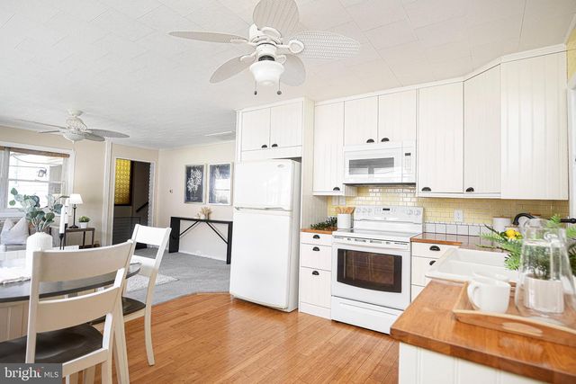 1217 SHORE RD, Middle River, MD 21220