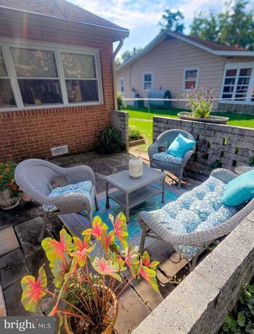 1217 SHORE RD, Middle River, MD 21220