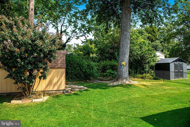 1217 SHORE RD, Middle River, MD 21220