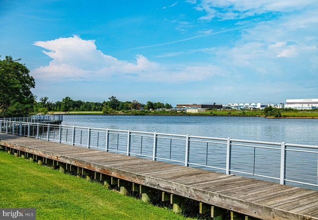 1217 SHORE RD, Middle River, MD 21220