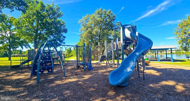 1217 SHORE RD, Middle River, MD 21220
