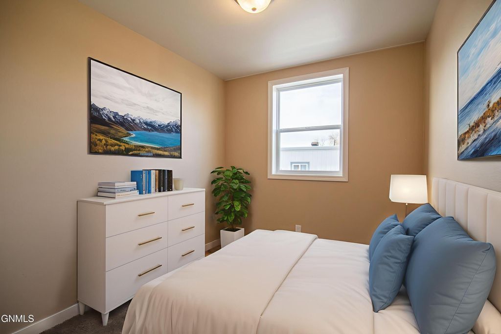 1305 Pioneer Trail, Mandan, ND 58554 photo 8