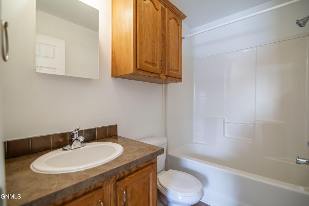 1305 Pioneer Trail, Mandan, ND 58554 photo 9