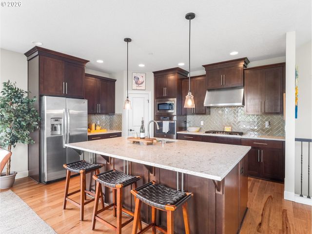 1420 Nw GOODWIN St, Camas, WA 98607