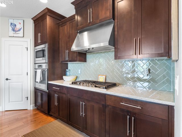 1420 Nw GOODWIN St, Camas, WA 98607