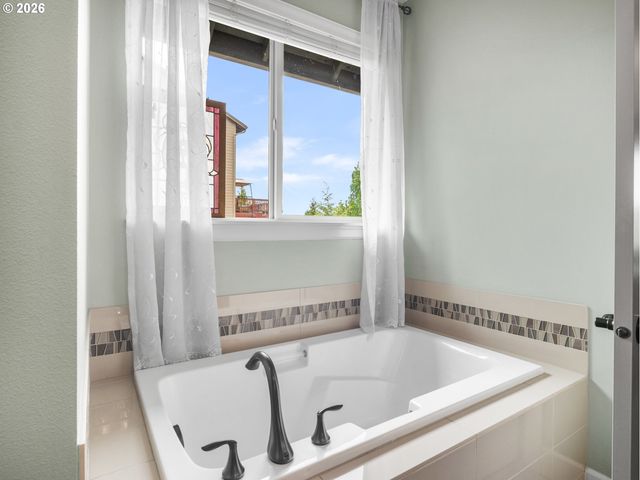 1420 Nw GOODWIN St, Camas, WA 98607