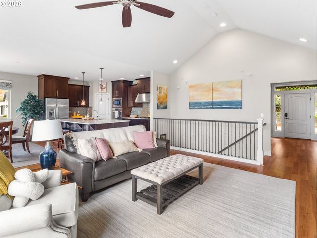 1420 Nw GOODWIN St, Camas, WA 98607