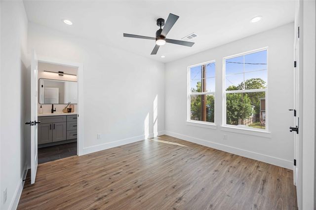 3504 Caplin Street C, Houston, TX 77026