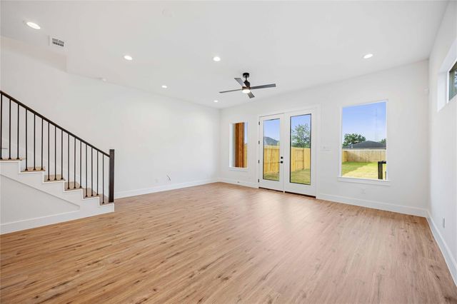 3504 Caplin Street C, Houston, TX 77026