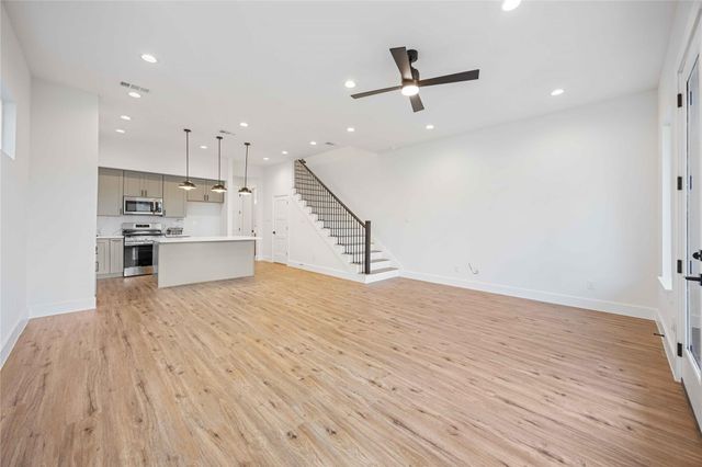 3504 Caplin Street C, Houston, TX 77026