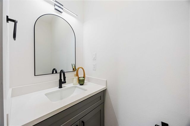 3504 Caplin Street C, Houston, TX 77026