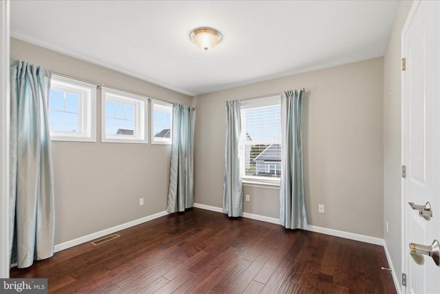 664 RICHMOND DR, Lancaster, PA 17601