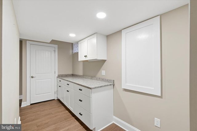 664 RICHMOND DR, Lancaster, PA 17601