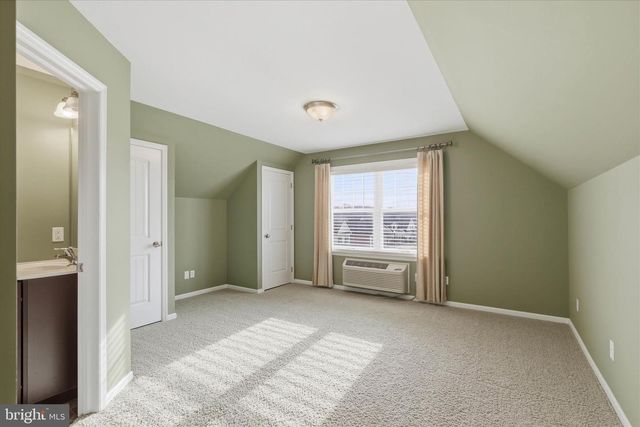 664 RICHMOND DR, Lancaster, PA 17601