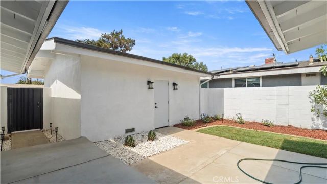 515 N Wayfield, Orange, CA 92867