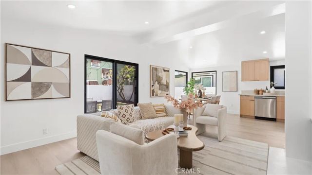 515 N Wayfield, Orange, CA 92867