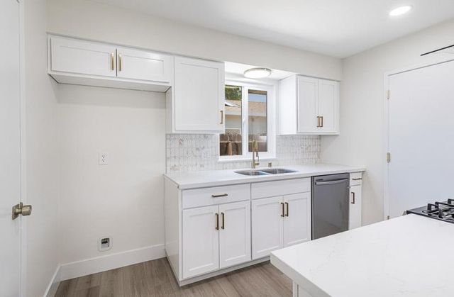 1644 Scott Court, Clovis, CA 93611