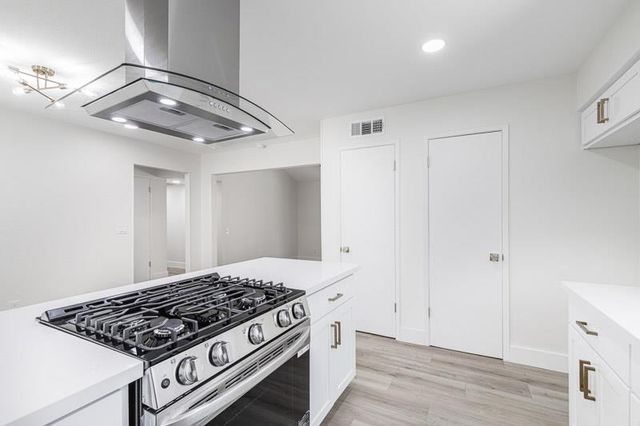 1644 Scott Court, Clovis, CA 93611