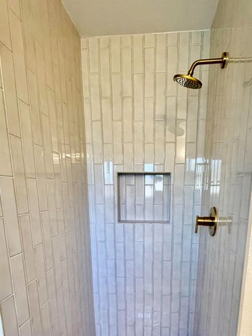 1644 Scott Court, Clovis, CA 93611