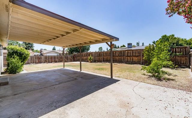 1644 Scott Court, Clovis, CA 93611