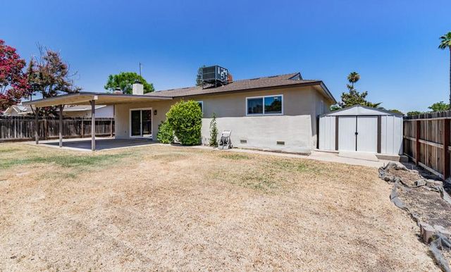 1644 Scott Court, Clovis, CA 93611