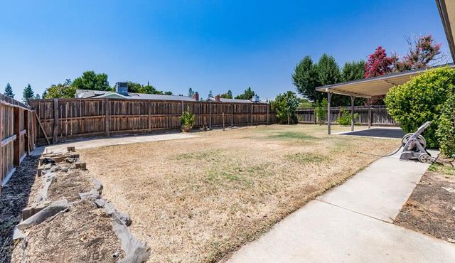 1644 Scott Court, Clovis, CA 93611