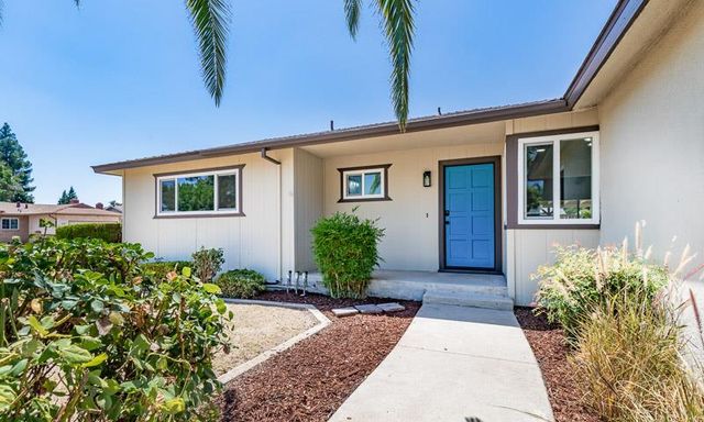 1644 Scott Court, Clovis, CA 93611
