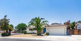 1644 Scott Court, Clovis, CA 93611