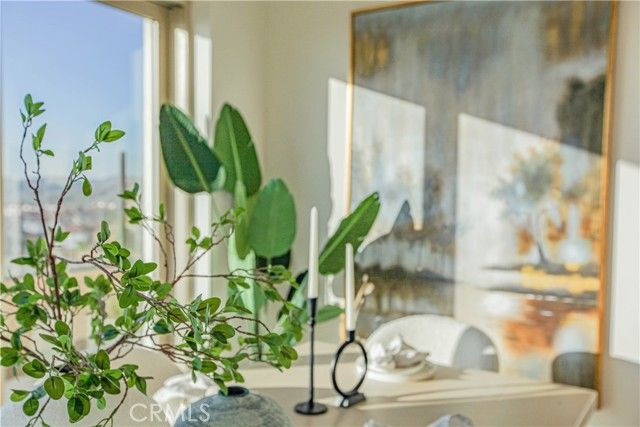 137 Oakstone, Irvine, CA 92618