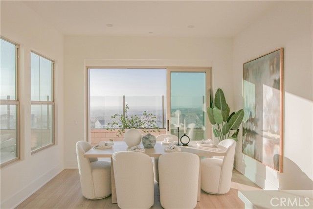 137 Oakstone, Irvine, CA 92618