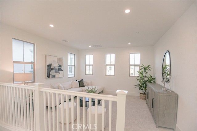 137 Oakstone, Irvine, CA 92618