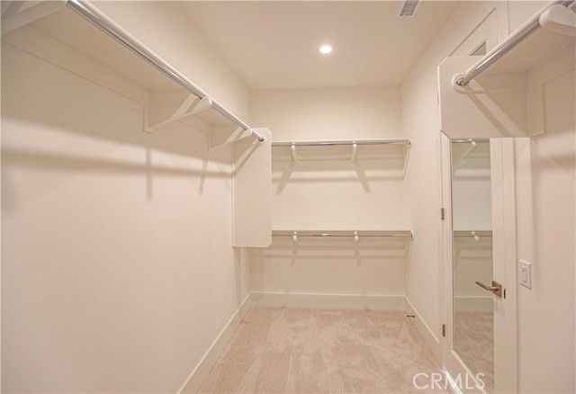 137 Oakstone, Irvine, CA 92618