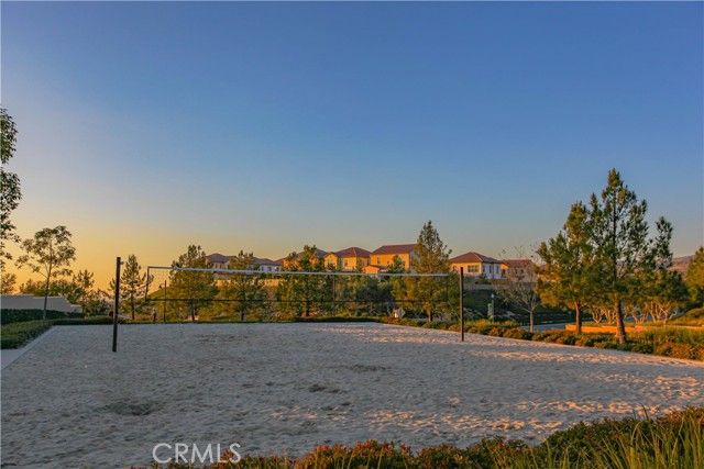 137 Oakstone, Irvine, CA 92618