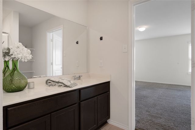 914 Decker Drive, Fate, TX 75189