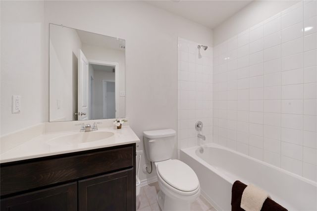 914 Decker Drive, Fate, TX 75189