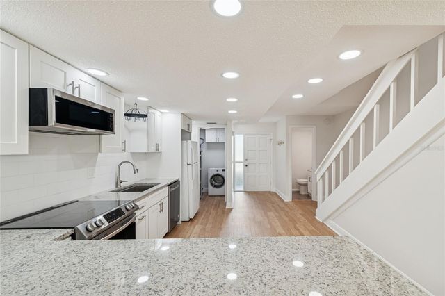 433 S PAULA DRIVE 24, Dunedin, FL 34698