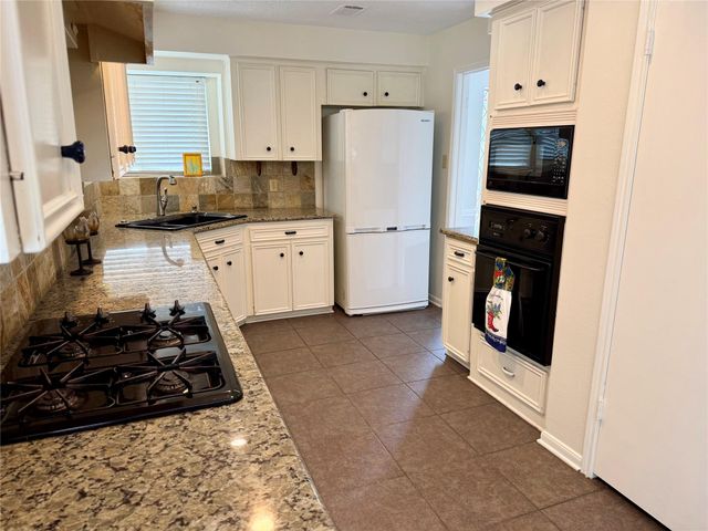 2306 Rushbrook Drive, Missouri City, TX 77489