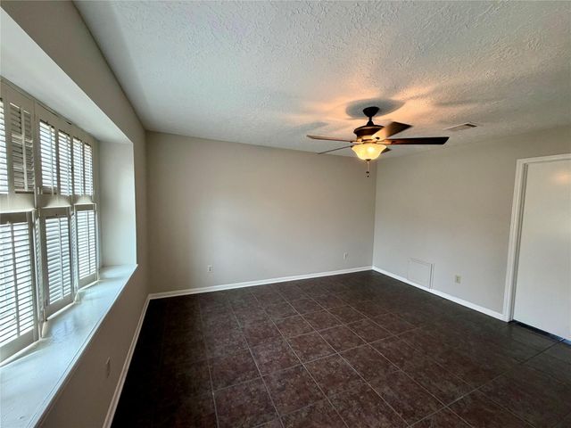 2306 Rushbrook Drive, Missouri City, TX 77489