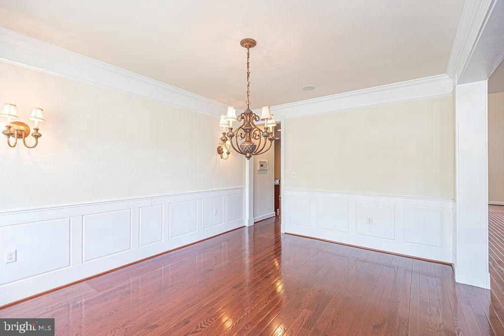 Image 12 of property listing at 11834 MAN O WAR LN, Berlin, MD 21811