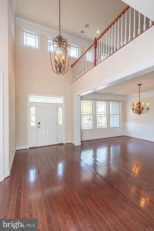 Image 21 of property listing at 11834 MAN O WAR LN, Berlin, MD 21811