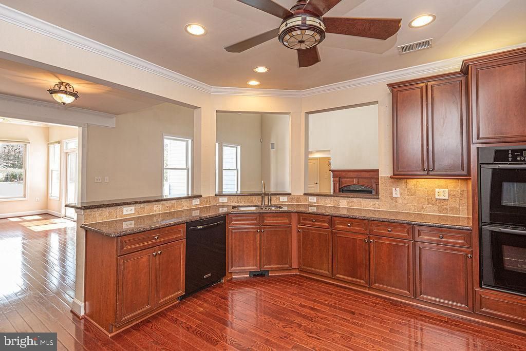 Image 26 of property listing at 11834 MAN O WAR LN, Berlin, MD 21811