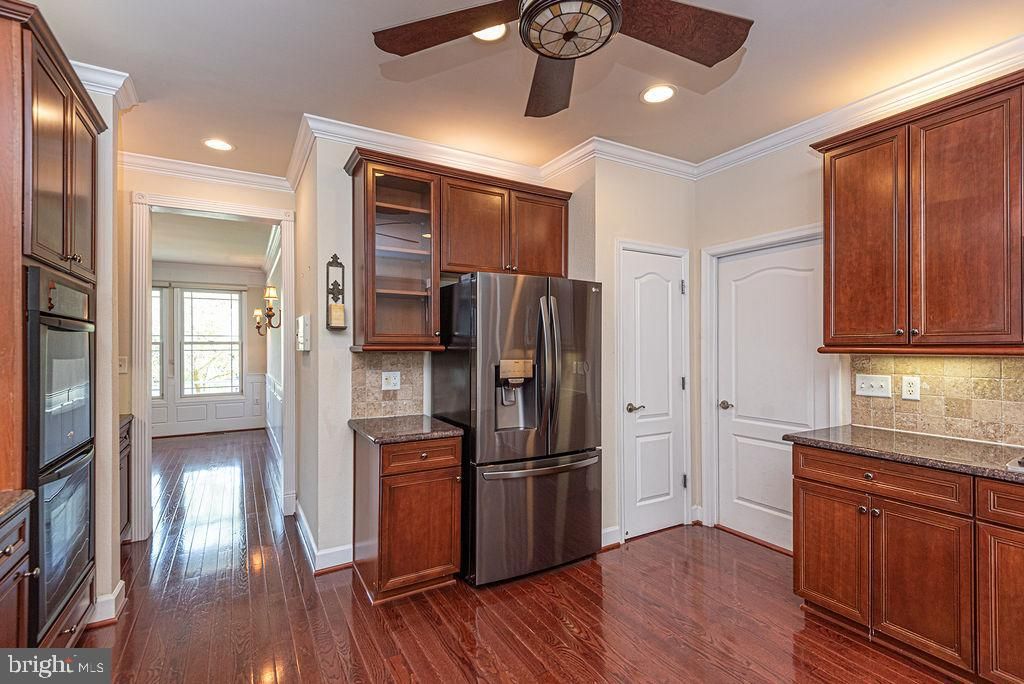 Image 30 of property listing at 11834 MAN O WAR LN, Berlin, MD 21811