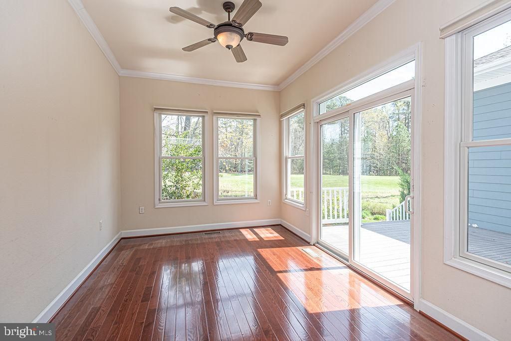 Image 33 of property listing at 11834 MAN O WAR LN, Berlin, MD 21811