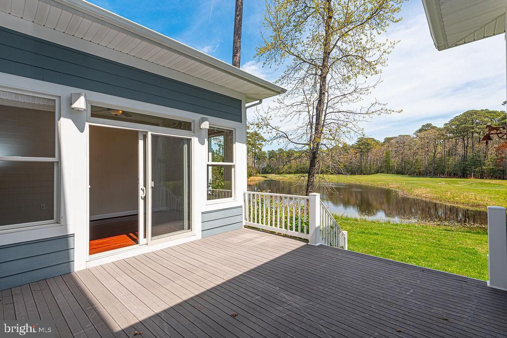 Image 35 of property listing at 11834 MAN O WAR LN, Berlin, MD 21811