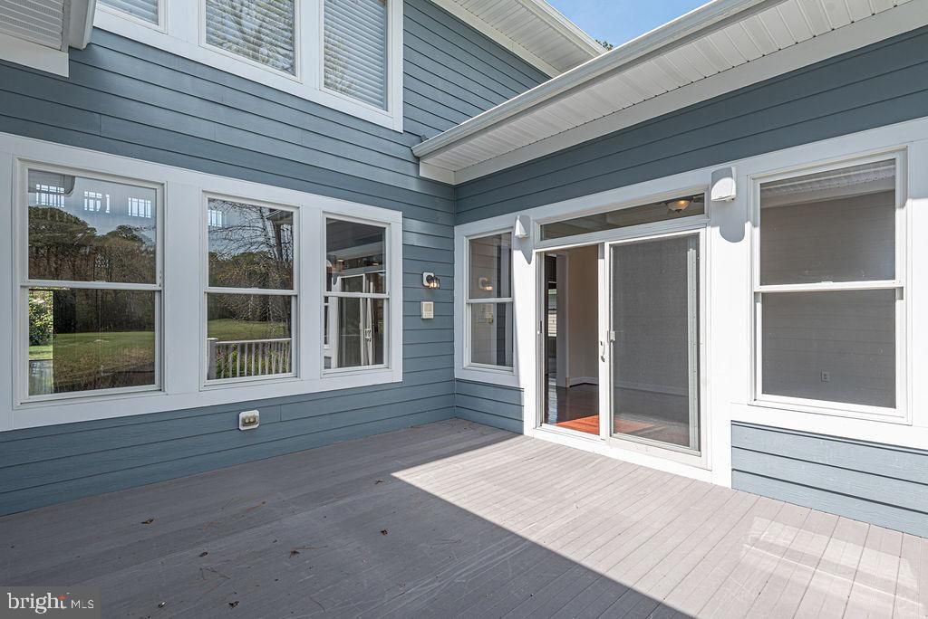 Image 39 of property listing at 11834 MAN O WAR LN, Berlin, MD 21811