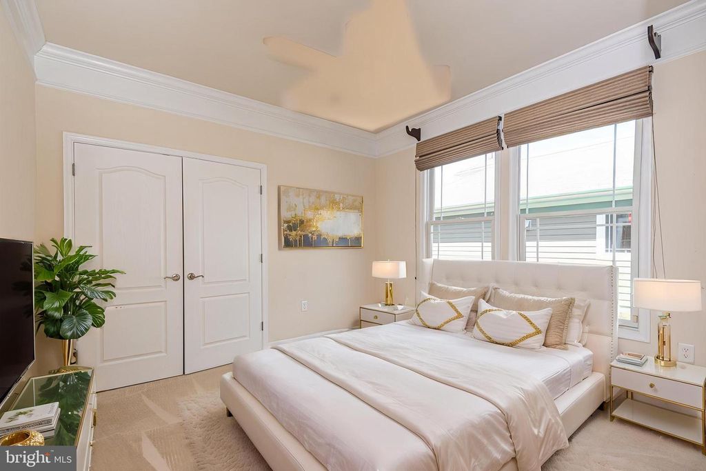 Image 42 of property listing at 11834 MAN O WAR LN, Berlin, MD 21811