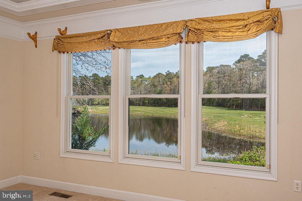 Image 56 of property listing at 11834 MAN O WAR LN, Berlin, MD 21811