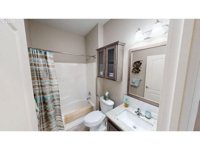 98126 W BENHAM Ln 73, Brookings, OR 97415